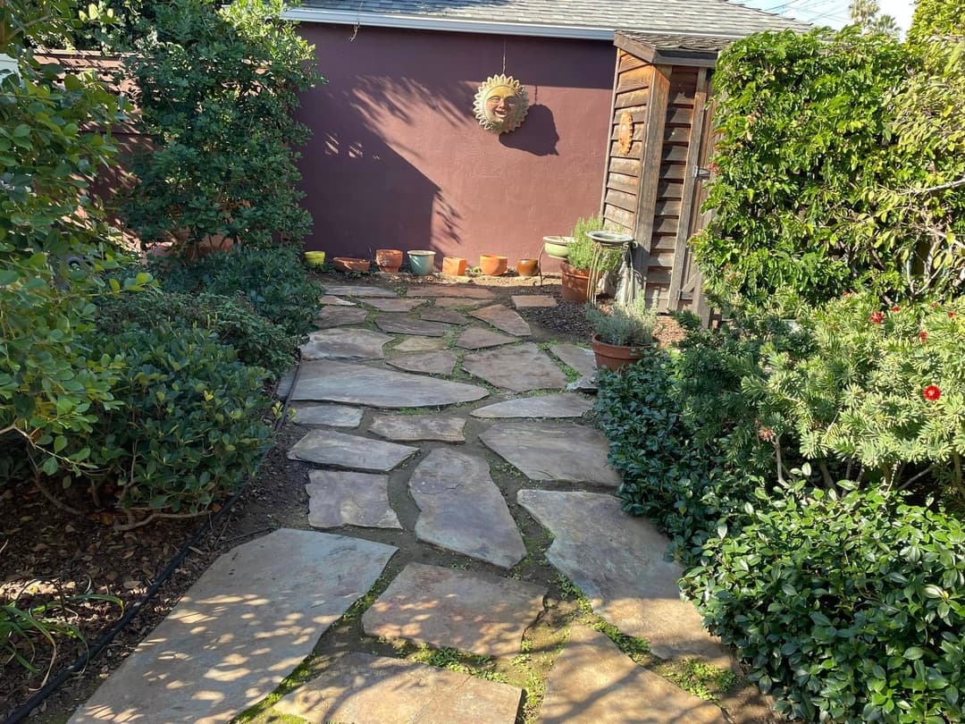 Welcome to Junkless KY Junk Removal & Valet Trash